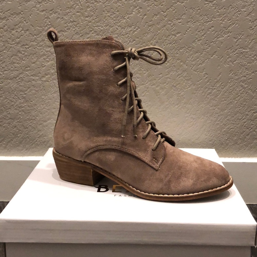 Suede lace up boots